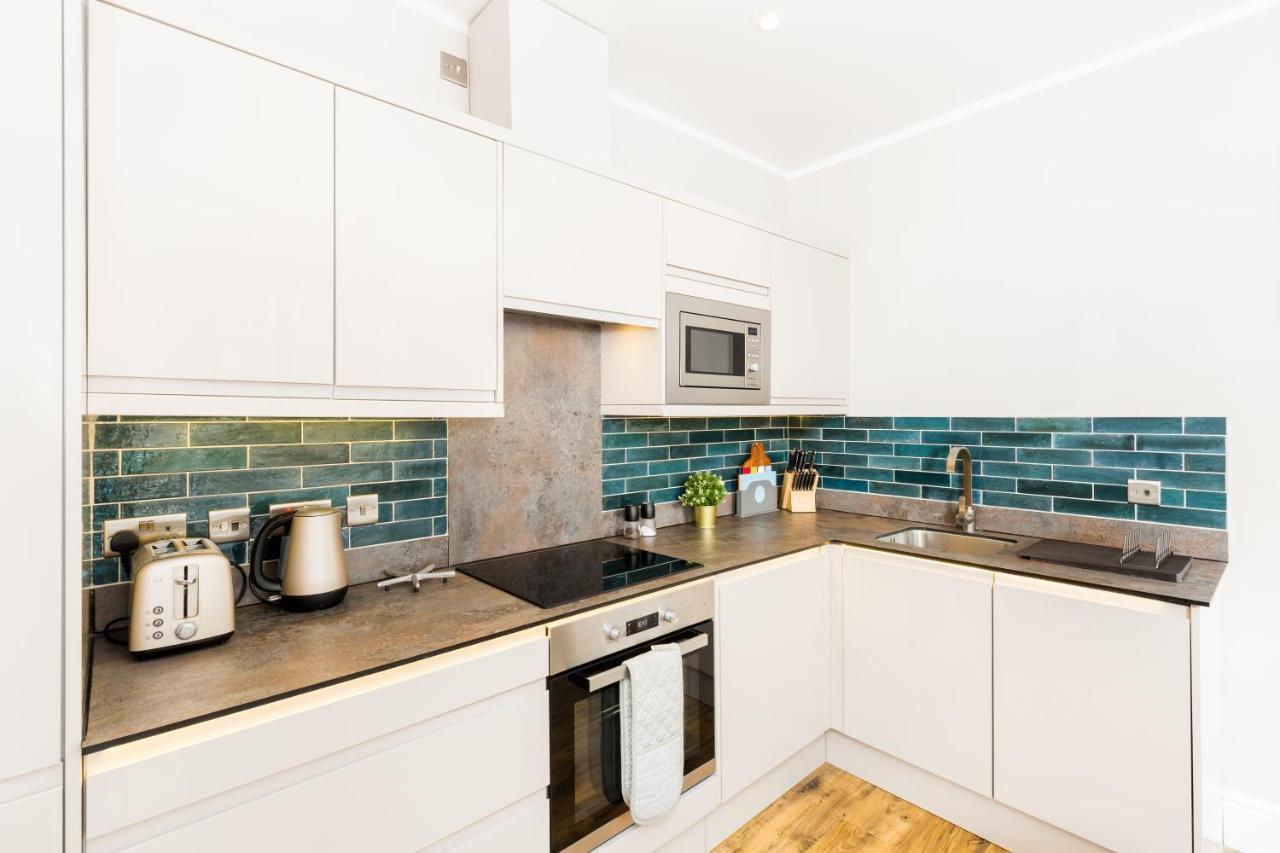 L-Spa Boutique Apartments 레밍톤 외부 사진