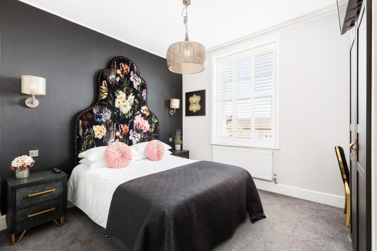 L-Spa Boutique Apartments 레밍톤 외부 사진