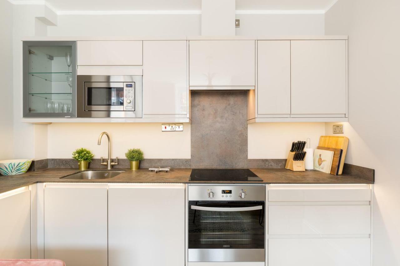 L-Spa Boutique Apartments 레밍톤 외부 사진